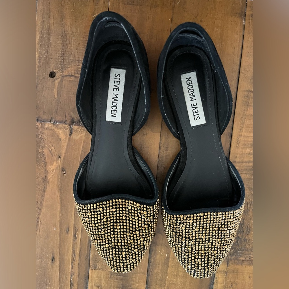 Gently Used Madden Gold Studded Flats  size 7